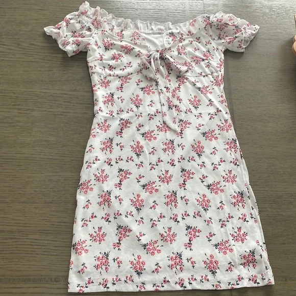 Shein Dresses | New Shein Vcay Ditsy Floral Off Shoulder Ruffle Trim Bodycon Dress | Color: Red/White | Size: S | Jessica_Andujar's Closet Shein Dresses | New Shein Vcay Ditsy Floral Off Shoulder Ruffle Trim Bodycon Dress | Color: Red/White | Size: S | Jessica_Andujar's Closet